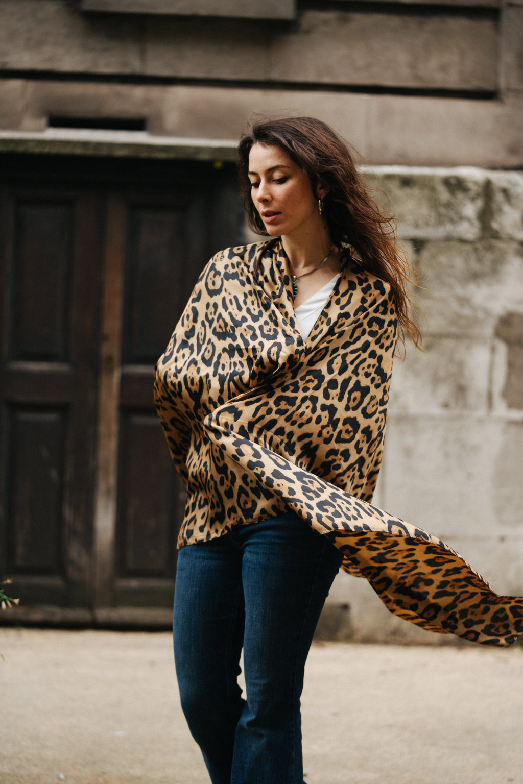 GOLDEN LEOPARD SILK SCARF
