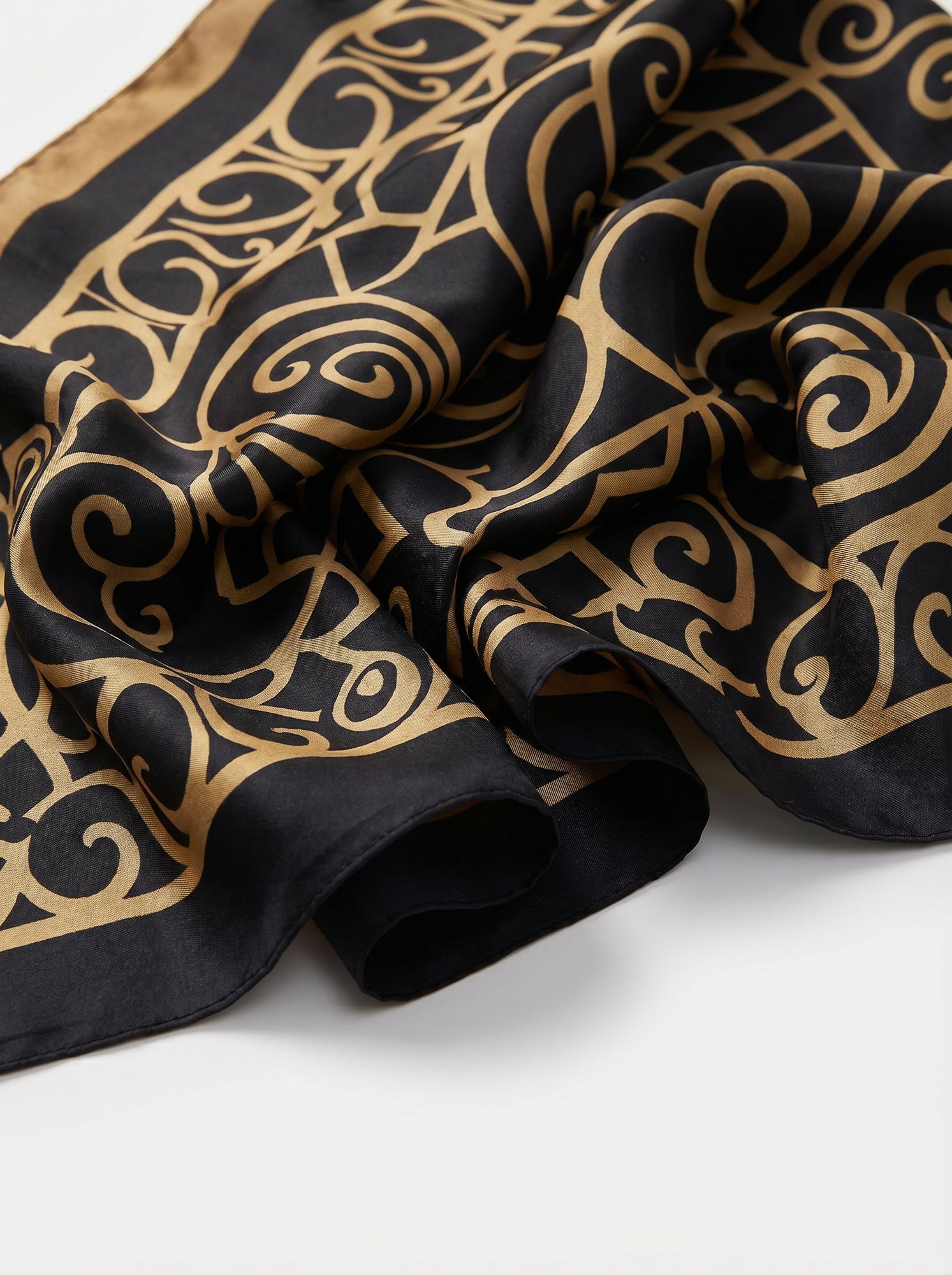 Monarch black gold elegance silk scarf