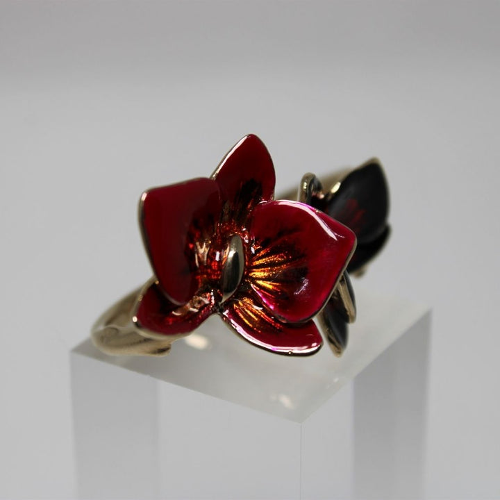 Unique Gold Double Ring In Black and Red Orchids